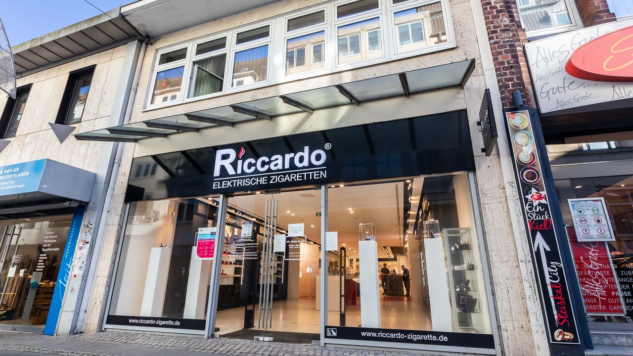 Bilder Von Riccardo E-zigaretten Store Rostock Riccardo E-Zigaretten Store Holstenstrae Kiel Bilder Von Riccardo E-zigaretten Store Rostock Riccardo E-Zigaretten Store Holstenstrae Kiel