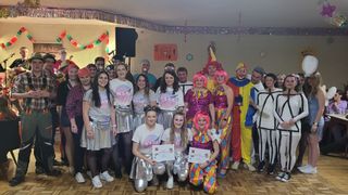 ASV Ball_Heinrich Nina_Maskenprämierung.JPG