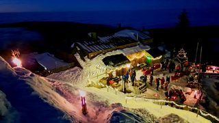 Osserschutzhaus Winter.jpg