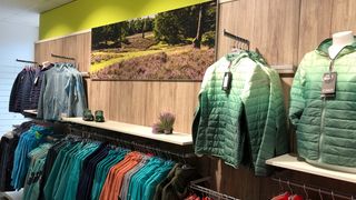 outdoor-kleidung-wandern