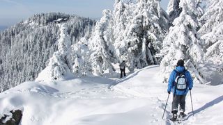 schneeschuh4-m-blick-k-tztinger-h-tte