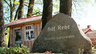 Hofladen Rehrshof RJ34-1200.jpg