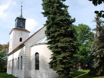 Kirche Stölln