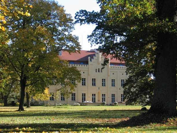 Schloss Nennhausen
