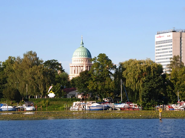 1. Potsdamer Anglerverein e.V. - Lage am Stadtzentrum, unweit der Nikolaikirche © Christin Drühl