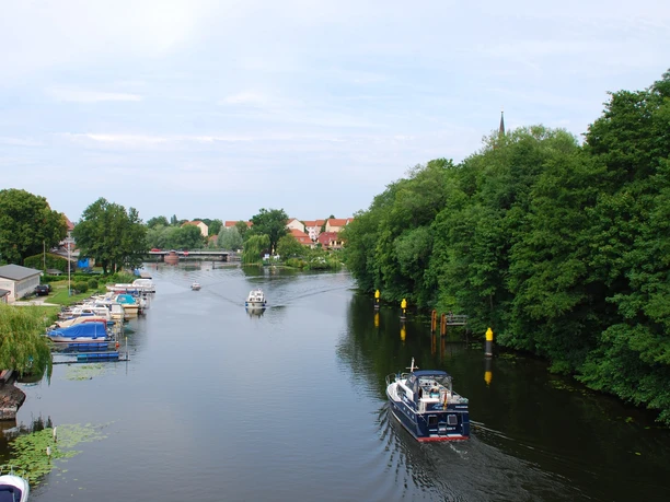 Hausboottour durch den Naturpark Westhavelland