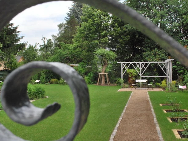 Gertrud-Kolmar-Rosengarten