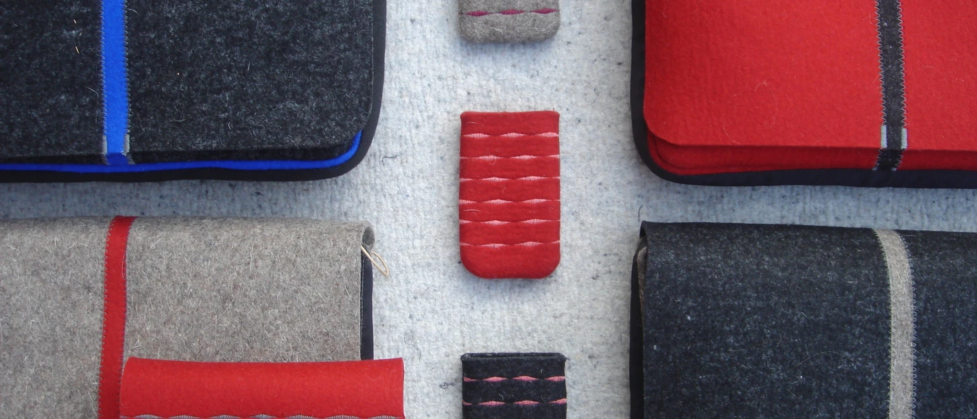 SUPA, Kostüm und Textil