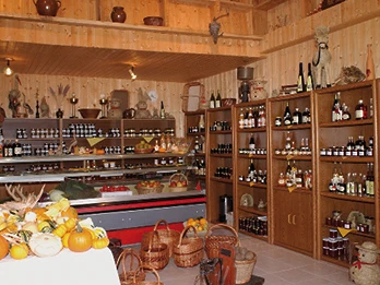 Hofladen auf dem Bauernhof Korn in Neugaul