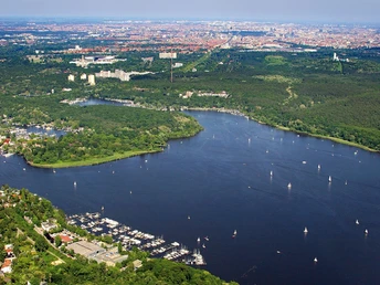 Yachthafen Marina Lanke Bootsliegeplatz Berlin