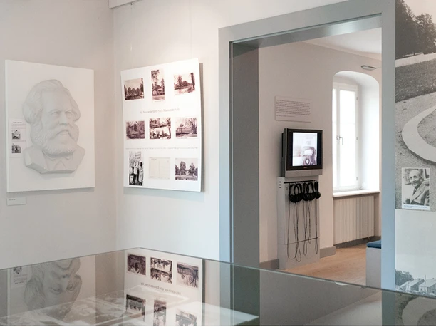 Ausstellung am Schloss Neuhardenberg