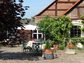 Hotel Alte Försterei Terrasse