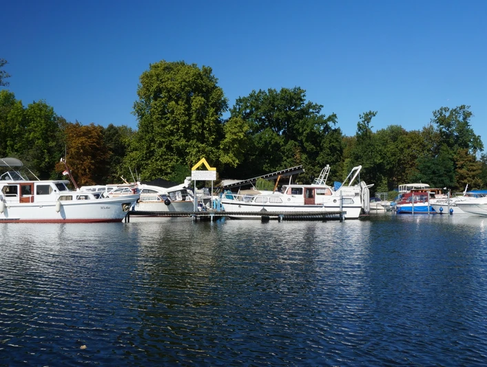 Marina Schoners Wehr