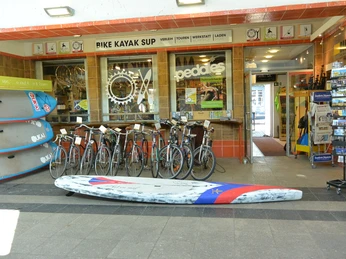 pedales - Fahrrad- und Paddelstation im Bahnhof Griebnitzsee
