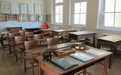 WaldKAuTZ Waldsieversdorf - Historisches Klassenzimmer