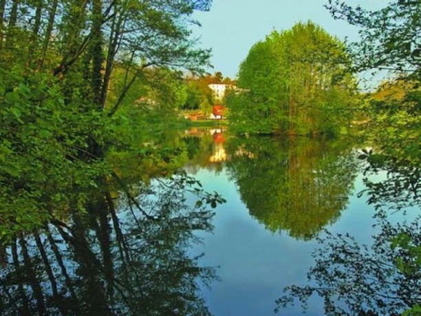 Waldsieversdorf - Verträumte Erholungsoase in der Märkischen Schweiz - Blick auf den Mühlenteich