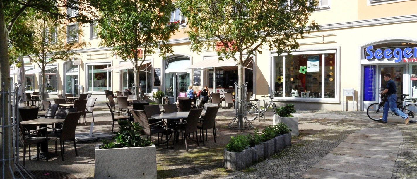 Restaurant & Café M5