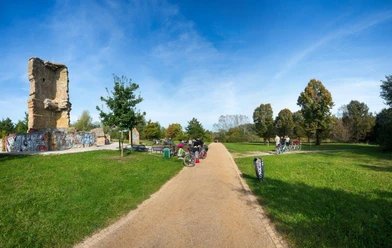 Kletterfelsen im Eichepark in Altlandsberg