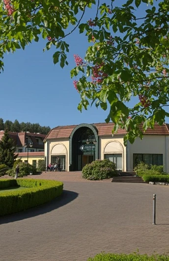 Außenansicht Hotelauffahrt