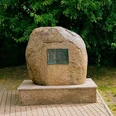 Gedenkmal in Geltow: Schillstein