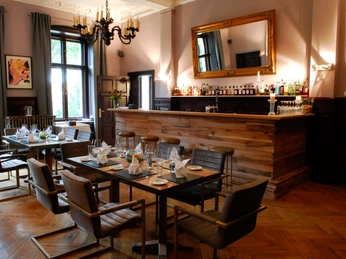 Hotel Schloss Reichenow - Bar und Restaurant