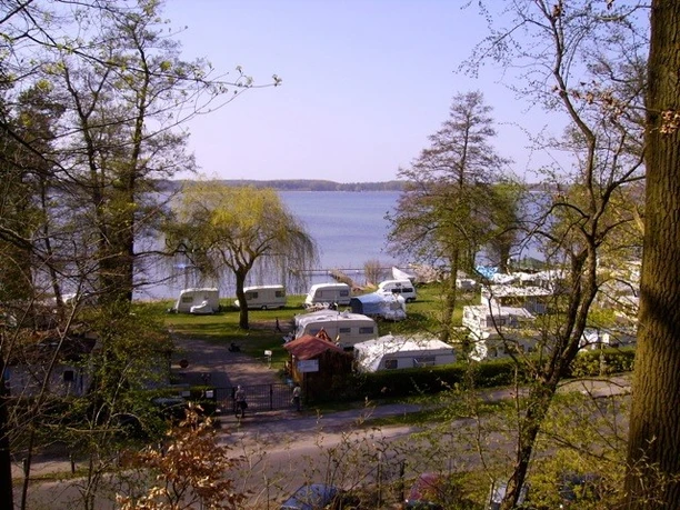 Campingplatz direkt am See, Campingclub Flottstelle