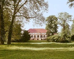 Schlosspark rund um das Schloss Caputh