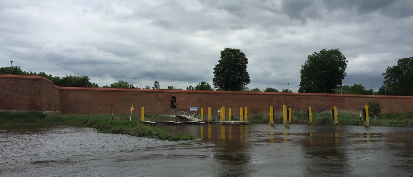 Anleger an der Festung Küstrin, Foto Michael Reh