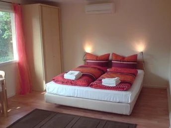 Doppelzimmer mit Etagenbad