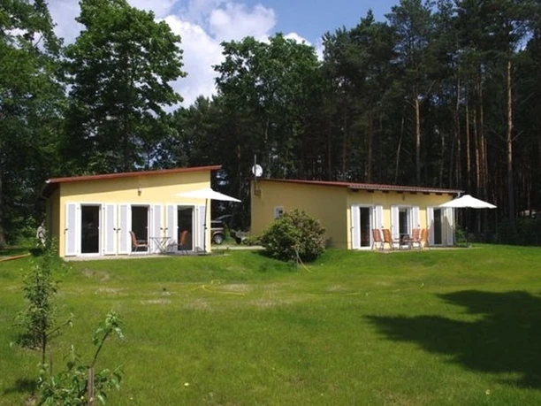 Außenansicht beider Ferienhäuser