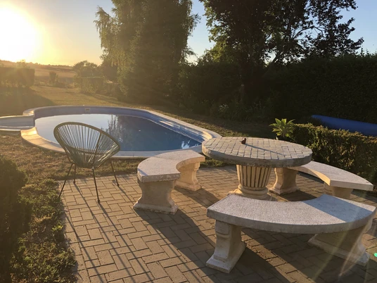 Pool mit Sonnenuntergang FH Art-Flair Reichenow