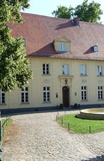 Eingang Schloss Diedersdorf