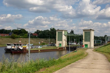 Blick auf die Schleuse Hohensaaten Ost, Hohensaaten