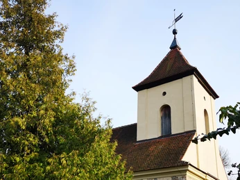 Kirchturm mit Wetterfahne