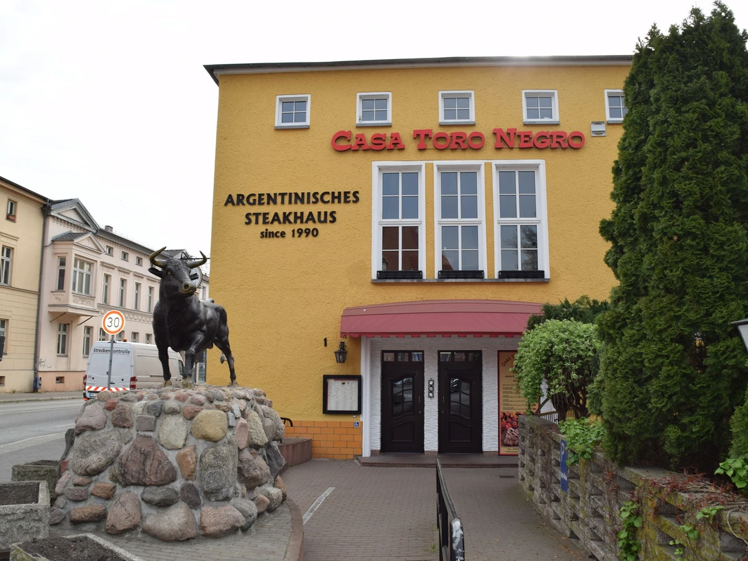 Casa Toro Negro Nauen