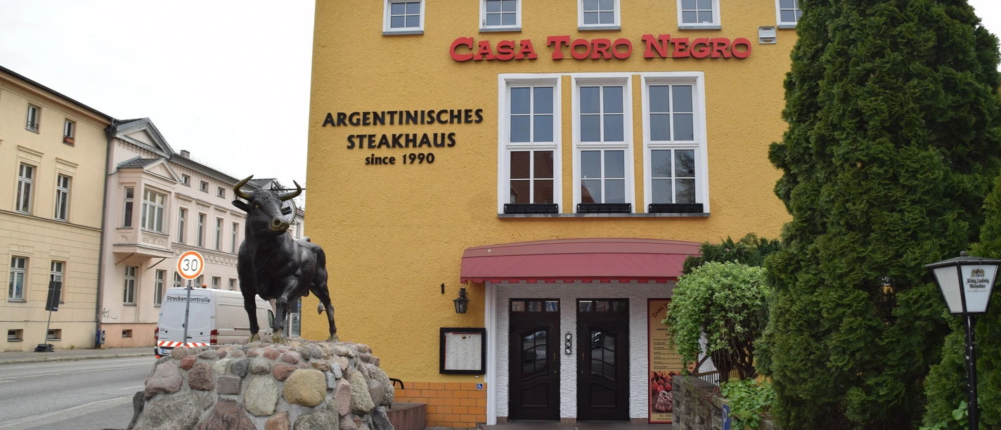 Casa Toro Negro Nauen