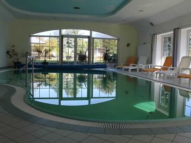 Das Schwimmbecken ist das ganze Jahr nutzbar, Foto:TEG