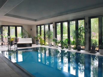 Schwimmbad Antik Hotel Semlin