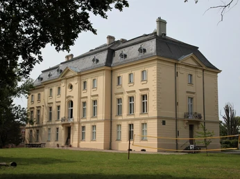 Schloss Trebnitz, Gusatz Seitz Stiftung