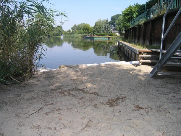 Kanuanleger und Baden: Pension Paasche Rathenow