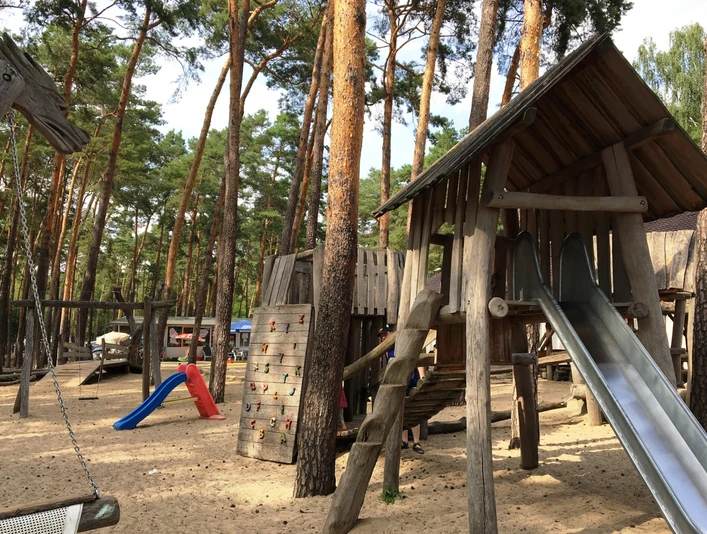 Spielplatz auf dem Campingplatz Krossinsee 1930 GmbH