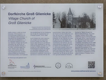 Infotafel an der Kirche