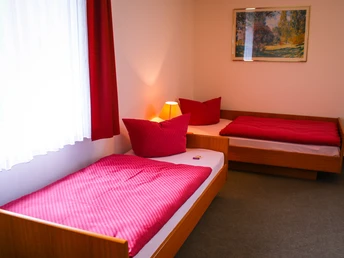 Zweibettzimmer im Gästehaus