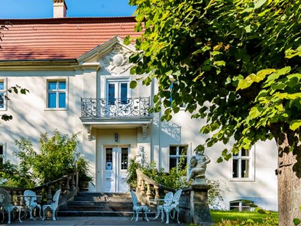 Schloss Blankensee, Front