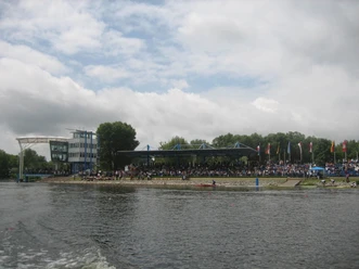 Tribüne