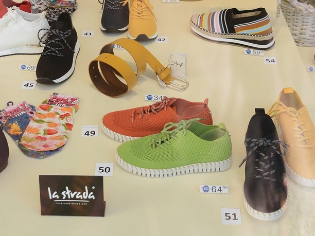 Schaufenster Schuhhaus Salmann