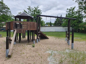 Spielplatz am Fußballfeld
