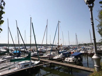 Citynaher Bootsliegeplatz in Berlin