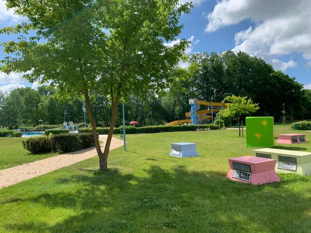 Liegewiese und Umkleide - Knut Werner/Stadt Jüterbog