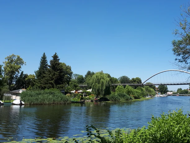 Weinbergbrücke in Rathenow; Foto: Tourismusverein Westhavelland e. V.